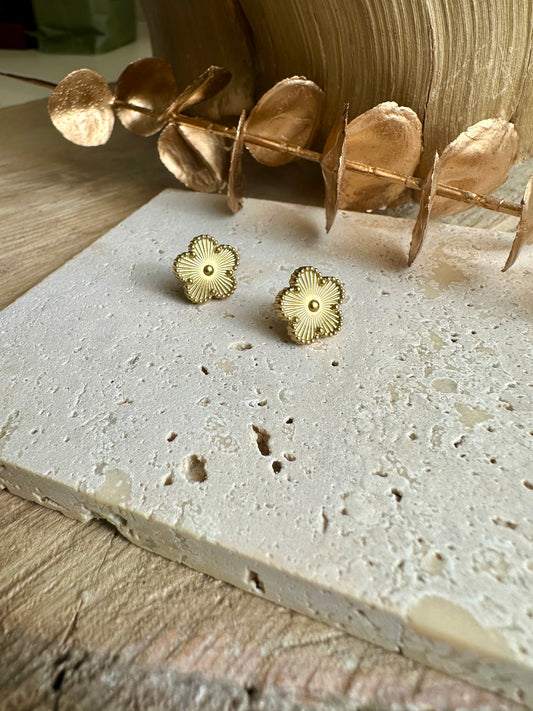 ESSENTIAL || Flower Earstuds all Gold