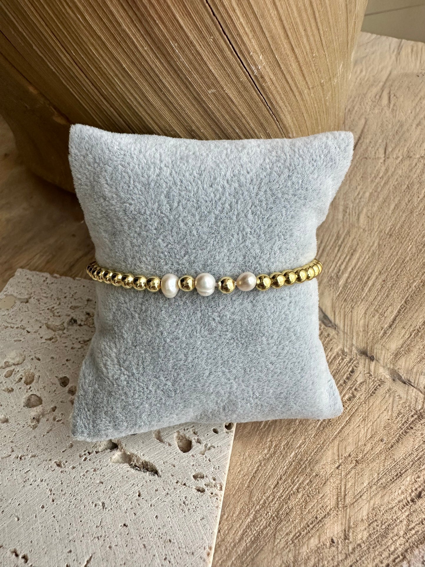 LARIAT || Stainless 3 Pearl Bracelet